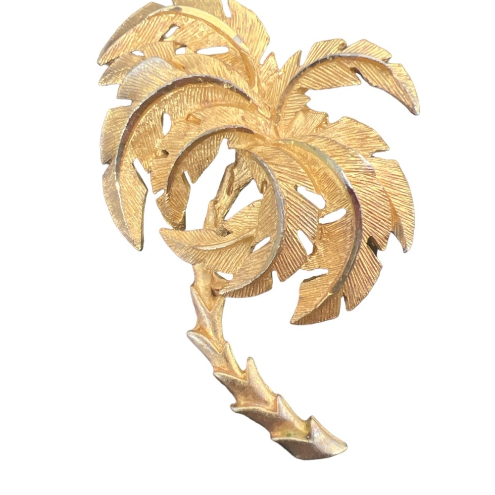 Vintage Gold Tone Palm Tree Brooch  unsigned